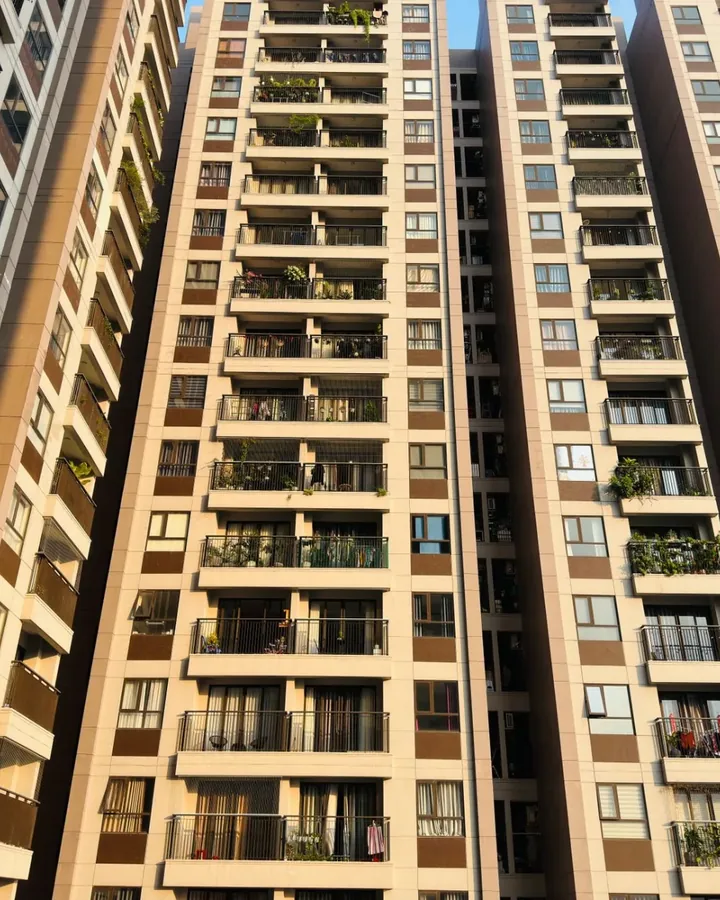 Phòng khách căn hộ đang bán