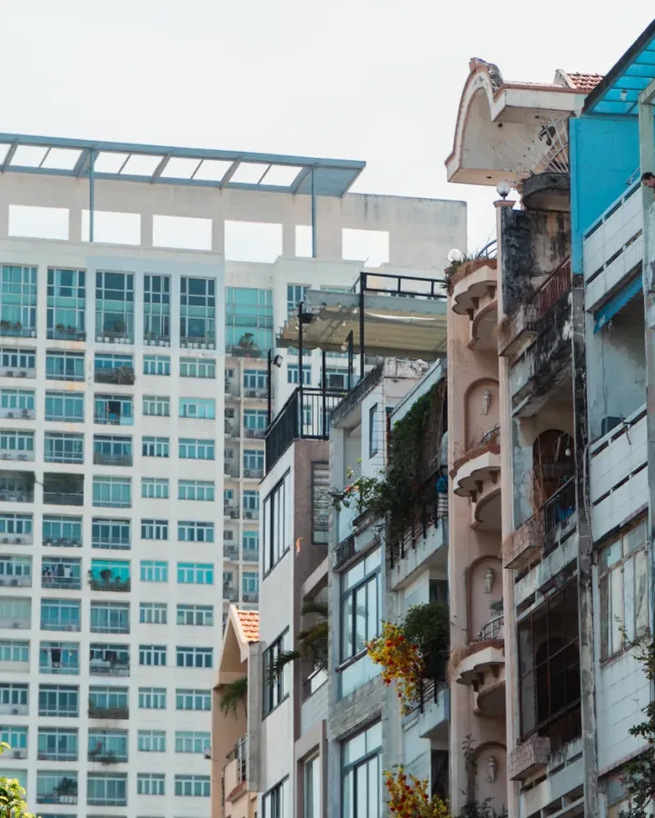 Người trực tiếp dẫn khách
